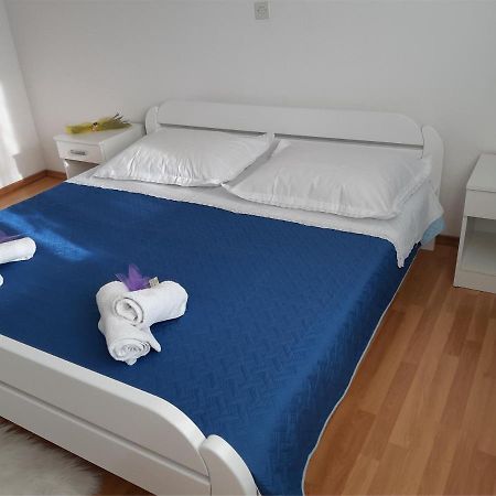 Apartments Gaj Brodarica  Exterior photo