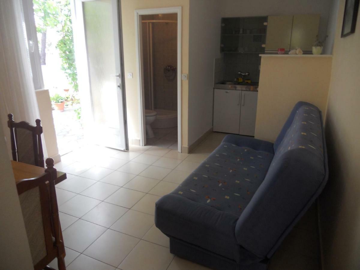 Apartments Gaj Brodarica  Exterior photo