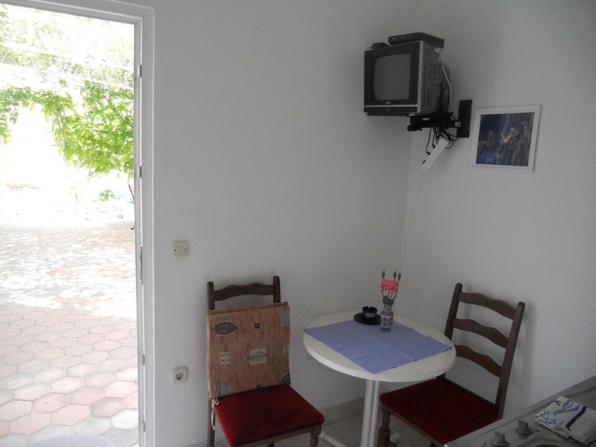 Apartments Gaj Brodarica  Exterior photo