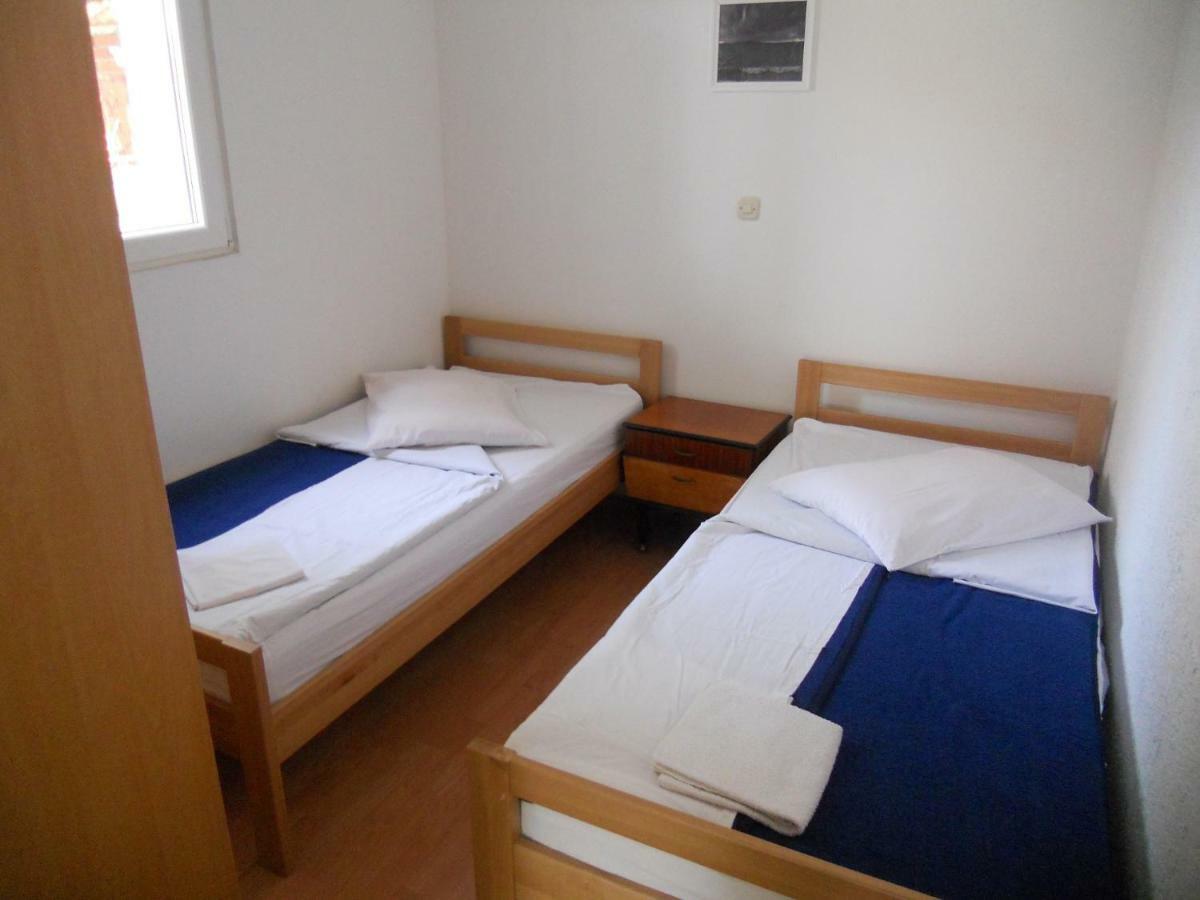 Apartments Gaj Brodarica  Exterior photo